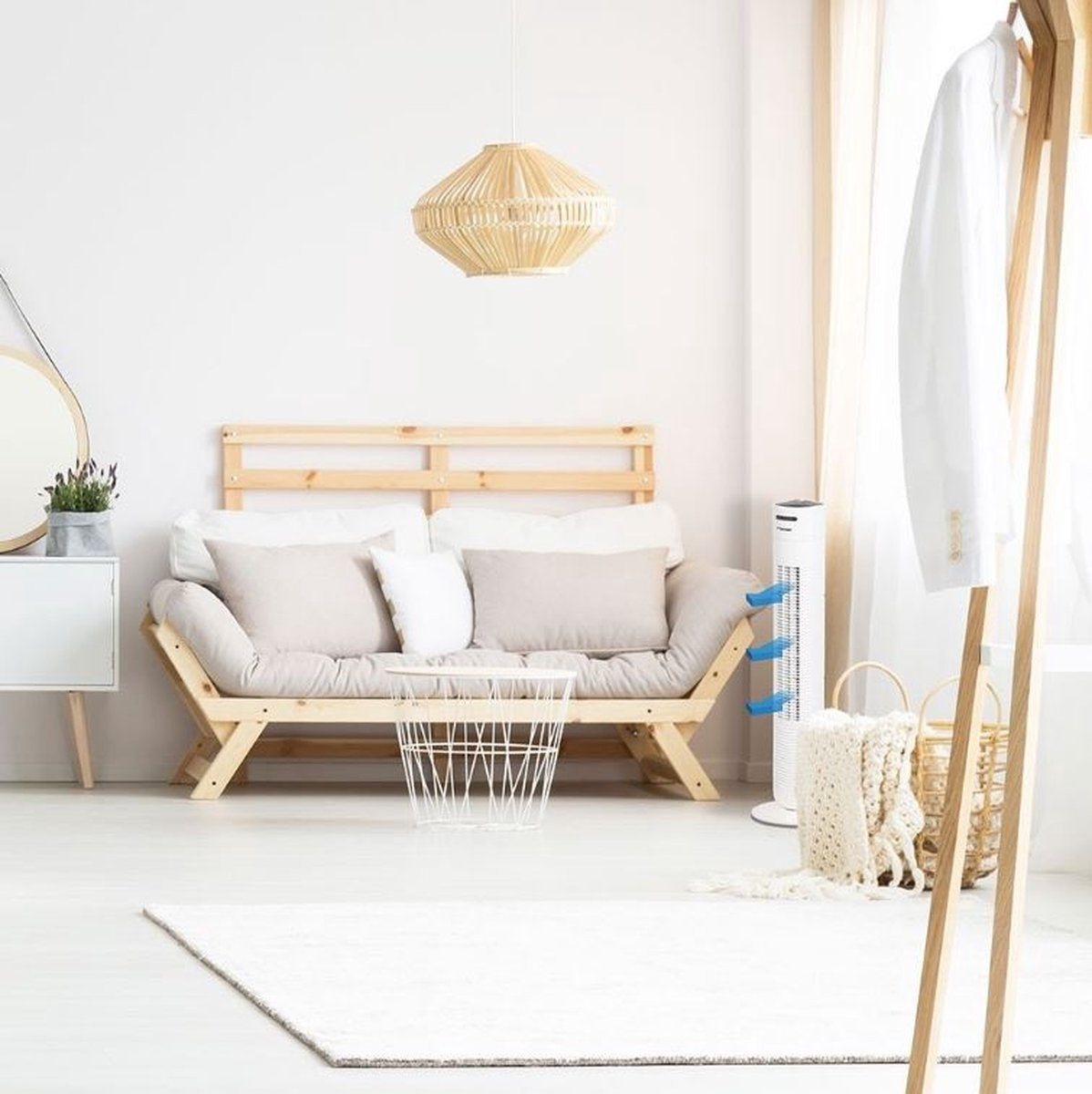 Bestron Torenventilator met aftstandsbediening, Ventilator met 3 snelheidsstanden & 75° graden draaifunctie, incl. Timer, hoogte: 78 cm, 35W, AFT770WRC, kleur: wit