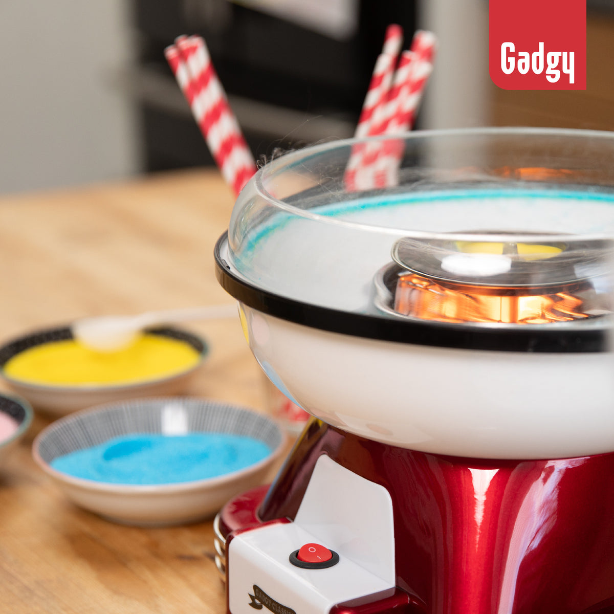 Gadgy Cotton Candy Maker Retro, avec 10 bâtonnets et cuillère à mesurer - Machines à barbe à papa - Bonbons - Fête des enfants - Barbe à papa - Machines à barbe à papa - Machines à barbe à papa