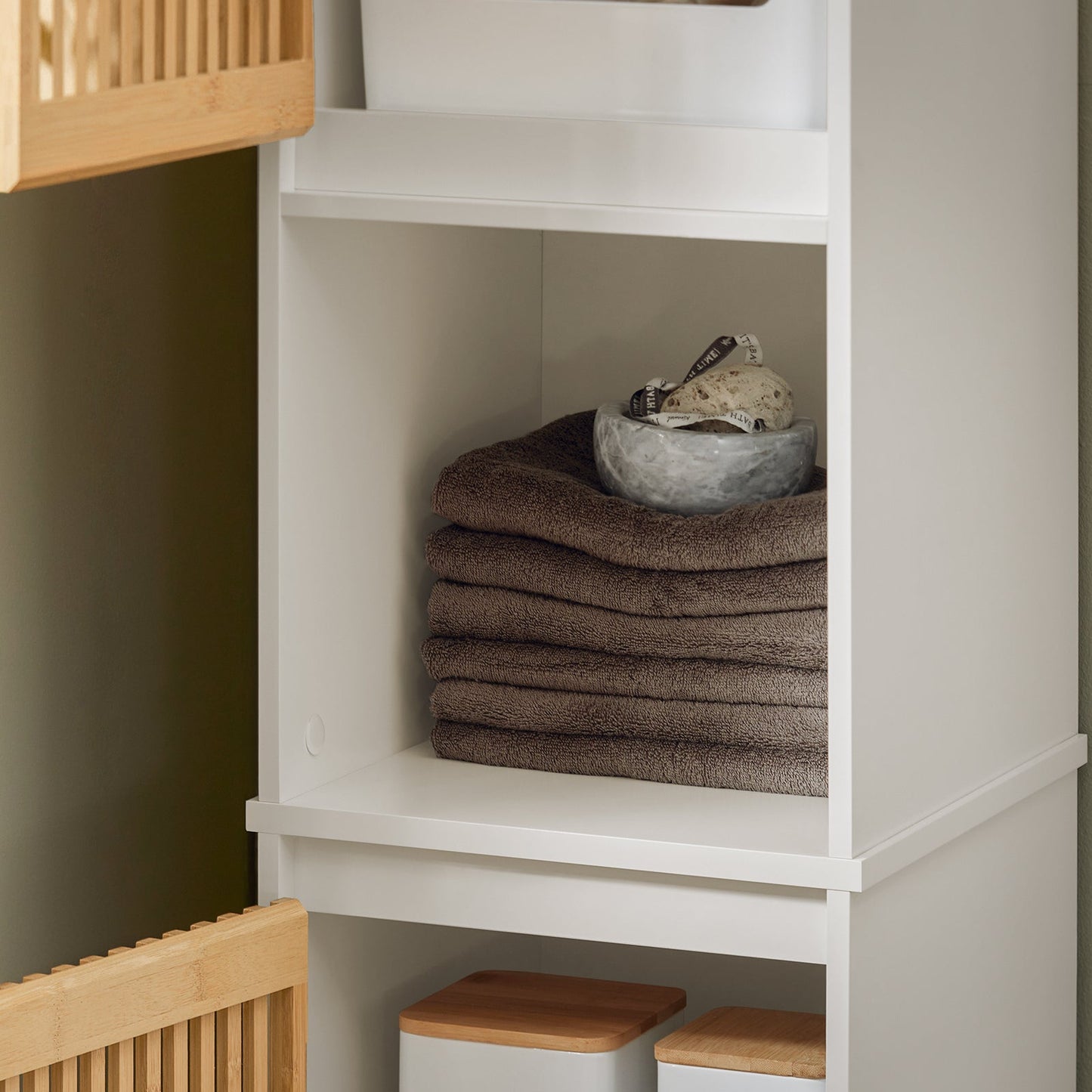 Meuble colonne de salle de bain SoBuy- BZR127-W - 33 x 33 x 165 cm - Bois laqué blanc et bambou- Blanc