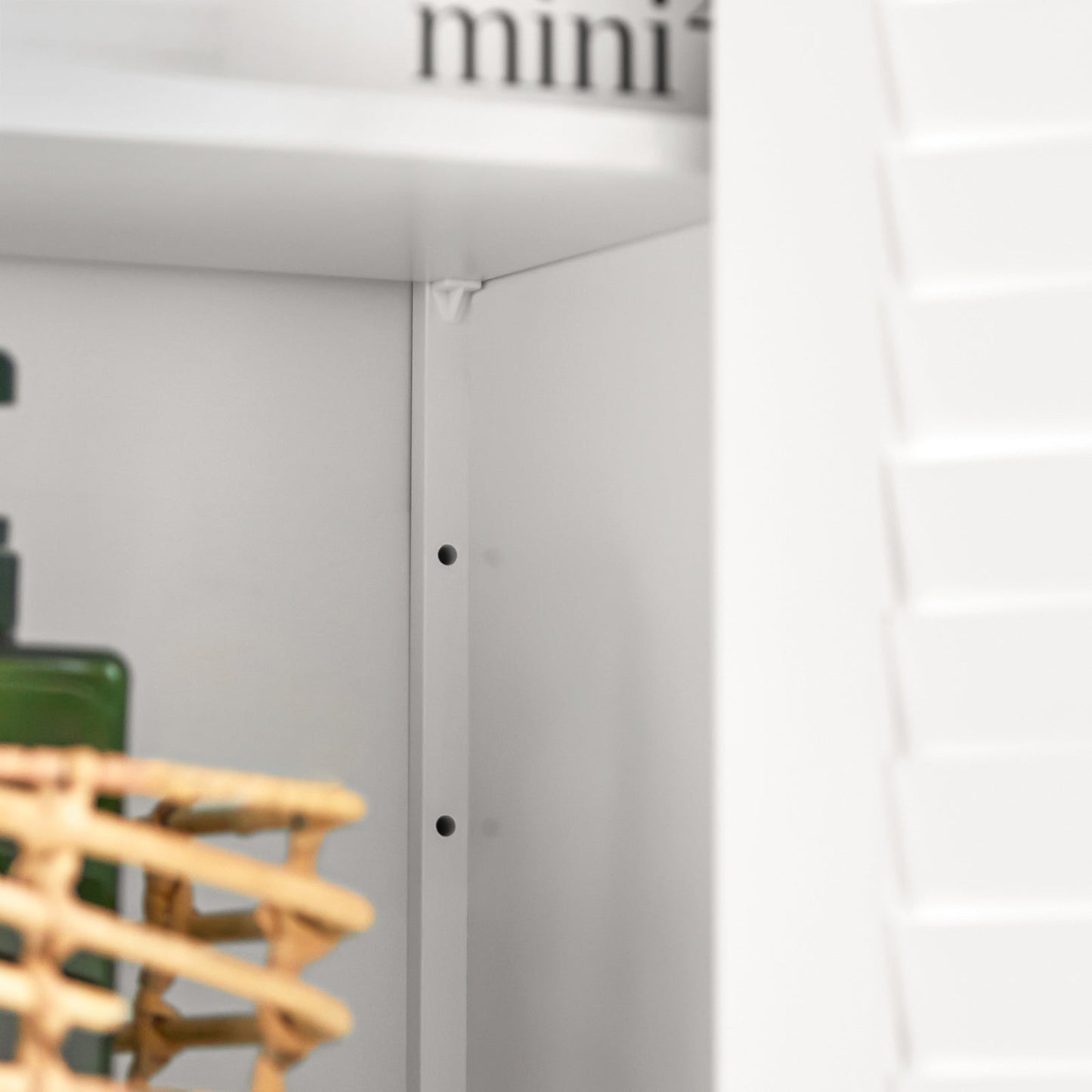 SoBuy BZR13-W Armoire de toilette - 2 étagères et 2 portes - 60 x 90 x 26 cm - Blanc