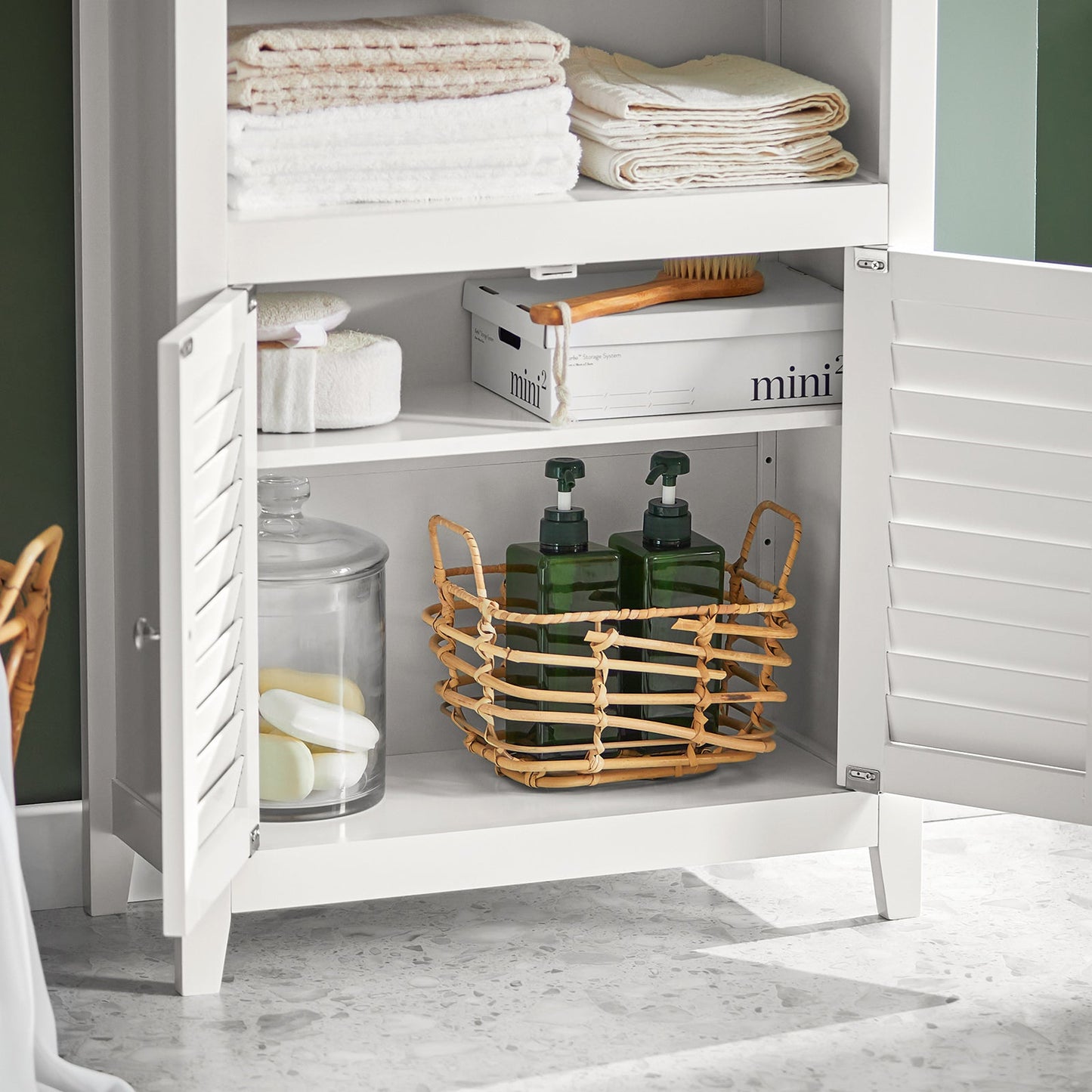 SoBuy BZR13-W Armoire de toilette - 2 étagères et 2 portes - 60 x 90 x 26 cm - Blanc