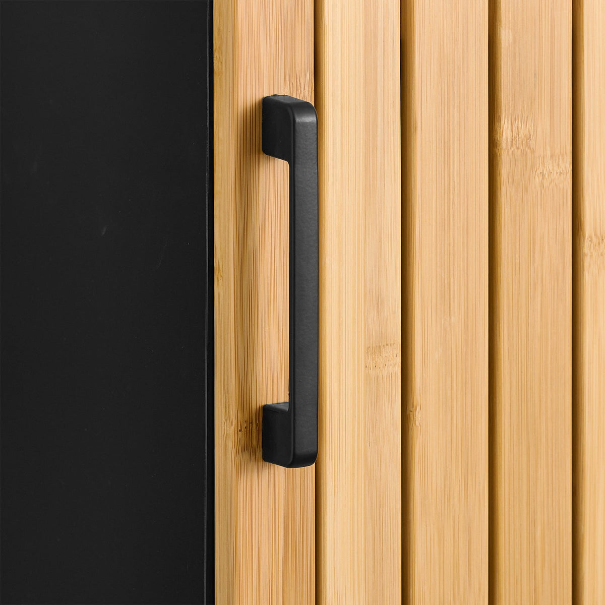 sobuy Meuble de salle de bain étroit - 30x30x90 cm - bambou & noir - meuble de salle de bain compact avec porte et étagères réglables