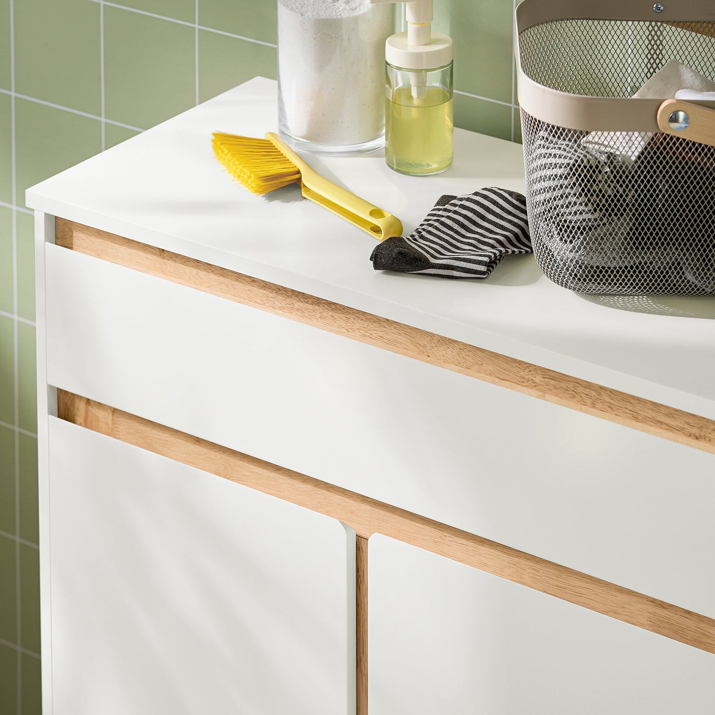 SoBuy Meuble de salle de bains - avec tiroir et sac à linge amovible - 71 x 33 x 85 cm - blanc
