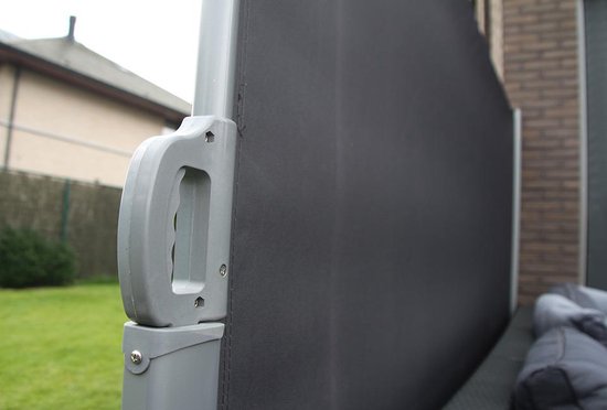 Pare-soleil/pare-brise escamotable