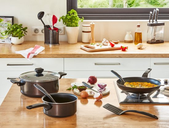 Tefal Easy Cook & Clean - Set de poêles - Ø24 et Ø28 cm - Ne convient pas à l'induction - Revêtement antiadhésif - Aluminium - Noir