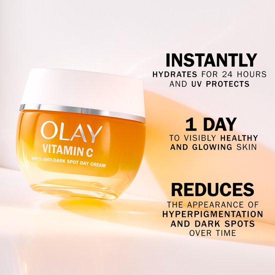 Crème de jour hydratante à la vitamine C SPF30 de Olay - Anti-taches de pigmentation - Uniformise - Hydrate - 50 ml