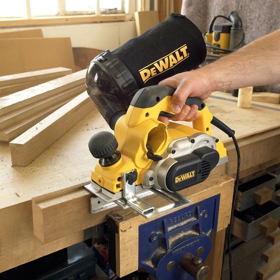DeWalt - Rabot - 1050W - 4mm