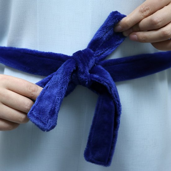 STAUS&BACH XXL Coussin chauffant électrique pour le cou, les épaules et le dos - 93x73 cm - 3 niveaux de chaleur - Coussin chauffant lavable - Coussin chauffant - Bleu foncé - WarmWrap