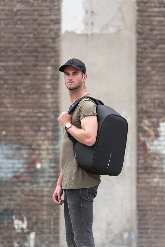 XD Design Bobby Hero XL - Sac à dos antivol pour ordinateur portable 21,5 litres - Noir - Résistant à l'eau - Avec port de charge USB - 17 pouces