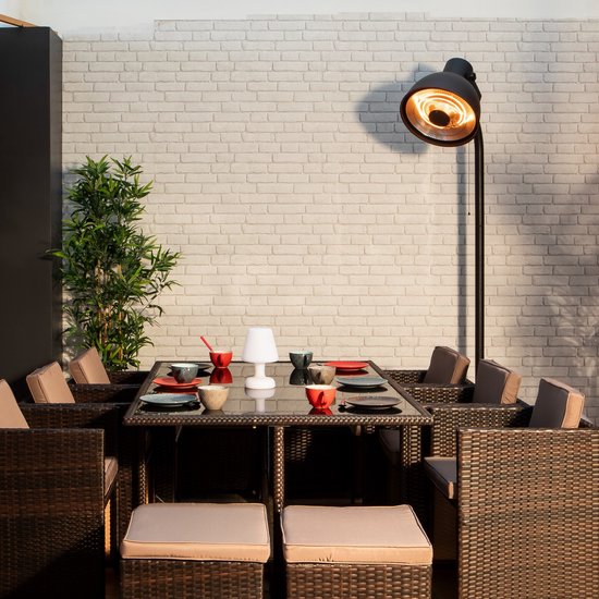 Perel Chauffe-terrasse sur pied, 2000 W, carbone, avec interrupteur à tirette, protection contre l'inclinaison, 3 niveaux de chaleur, réglable en hauteur, résistant aux éclaboussures, design rétro, métal, noir