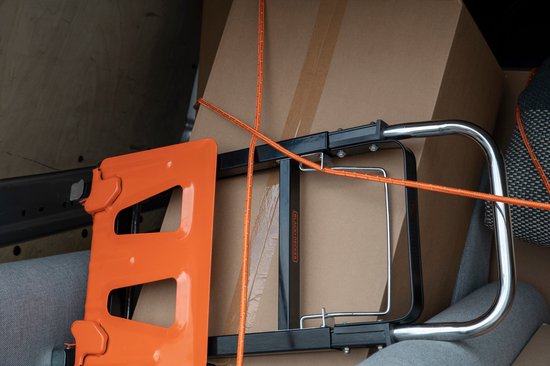 BLACK+DECKER Sangle d'arrimage avec Oproller 20 mètres - Incl. Sangle d'arrimage Oproller - Sangle d'arrimage - Corde de transport - Cordon élastique - avec parties réfléchissantes - Gestion du transport - Nylon/ Plastique - Orange/Noir