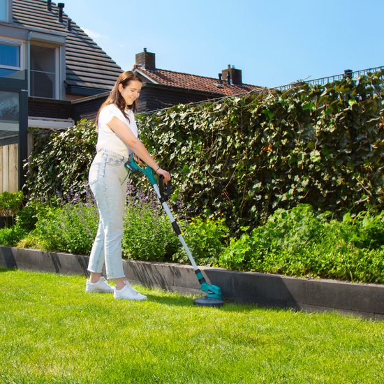 VONROC Coupe-gazon 20V - VPower 20V - 250mm - Double bobine (2x4m) - Perche télescopique - Sans batterie ni chargeur