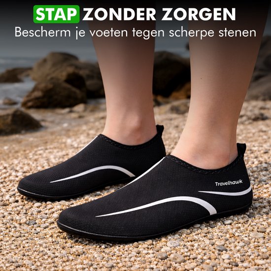 Travelhawk Water Shoes - For Adults - Unisex - Anti-slip Swimming Shoes Ladies and Men - Black - Size 42/43