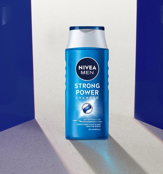 NIVEA MEN Strong Power Hair Shampooing - Enrichi en minéraux marins - Formule douce Shampooing pour cheveux - Pack avantage - 6 x 250 ml