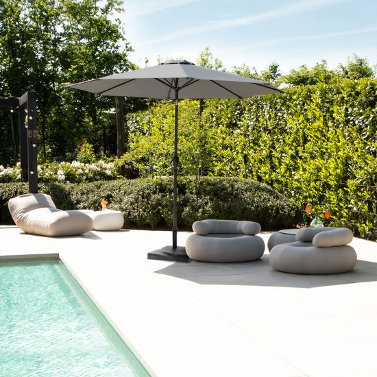 VONROC Premium Parasol à manche Recanati Ø300cm - Base de parasol et housse de protection incluses - Parasol rond - Inclinable - Toile résistante aux UV - Gris