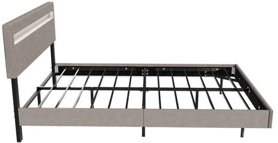 Lit suspendu Lisbon - 140x200cm - Cuir synthétique - Incl. LED - Beige