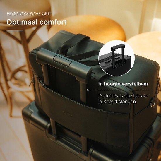 ONYX Hybrid Pro Hand Luggage Suitcase with Front Pocket 38 Litres - Recycled Polycarbonate and Zipperless Design - Travel Suitcase with TSA Lock and Spinner Wheels - Lightweight Trolley with Laptop Compartment - Onyx Black