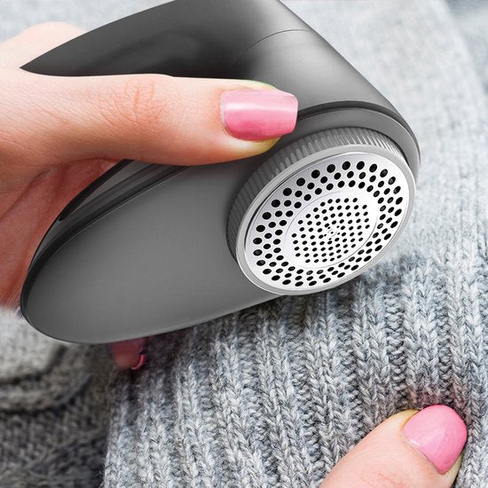 Auronic Electric Lint Remover - Dépoussiéreur sans fil - Autonomie de la batterie 60 minutes - Tondeuse à peluches - 2 accessoires supplémentaires - Gris