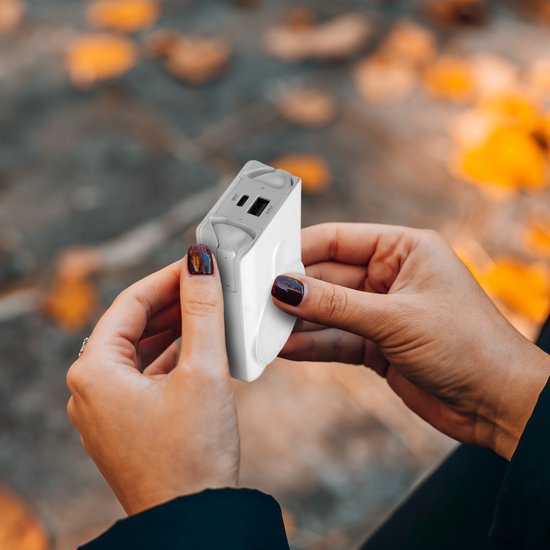 Denver Powerbank avec écouteurs sans fil - 2-en-1 - 5 000 mAh - écouteurs Bluetooth sans fil - Convient pour iPhone et Samsung, entre autres - PWE5001W