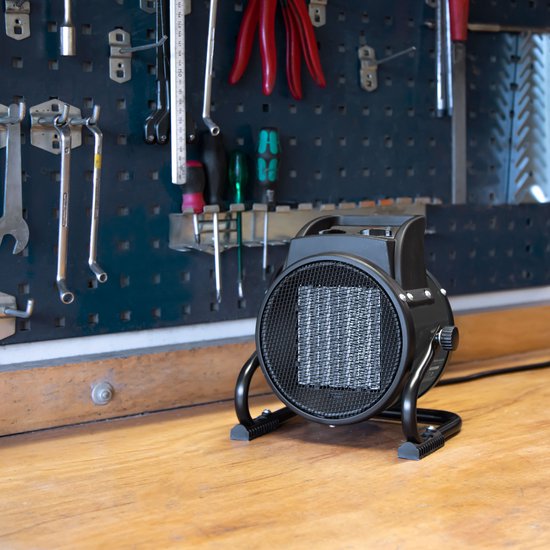 VONROC Chauffage électrique - Jet heater - ventilateur - céramique - 3 réglages : 1000W/2000W/ventilateur - pour des pièces jusqu'à 20m2 - gris