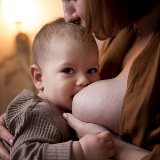 Qwali Organic Breastfeeding Nipple Hat - Size S - BPA free - Nipple protector - Transparent - Including storage container - 2 pieces