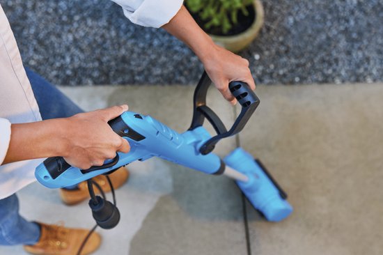 CFH Nettoyeur électrique de surfaces et de joints - AVEC tige télescopique et 3 brosses à joints - 500W - EMB684