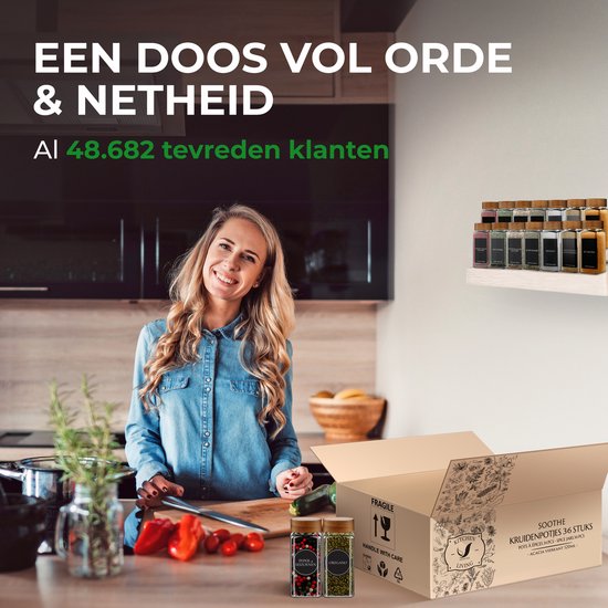 Soothe 36 pots à épices carrés en verre avec couvercle en acacia - 2 types de couvercles - Diffuseur d'épices - Pots à épices - Set complet avec autocollants pour épices, bâton de craie et accessoires - 120ml