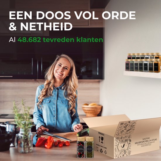 Soothe 24 pots à épices carrés en verre avec couvercle en bambou - 2 types de couvercles à saupoudrer - Spice Spreader - pots à épices - Set complet avec stickers à épices, stick à craie et accessoires - 120ml