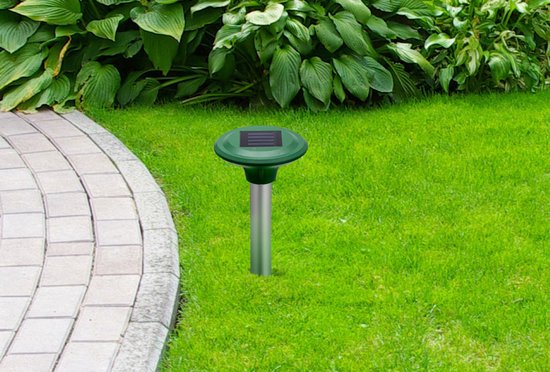 Hortensus - Répulsif solaire contre les taupes - 800 m² - 4 pièces