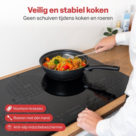 AoraKitchen Protecteur pour induction - 4 pièces - jusqu'à 280°C - Protecteur de plaque chauffante - Dessous de plats - Ø 22cm - Noir