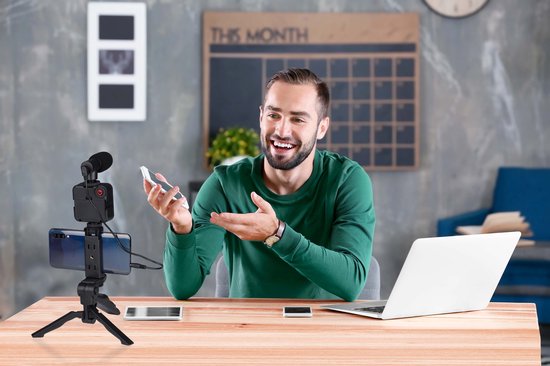 Grundig Phone Tripod with Lamp - Trépied pour téléphone avec microphone - LED avec 3 réglages de couleur - téléphones 53 à 84MM - Table Top et Selfie Stick - Plastique - Noir