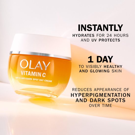 Crème de jour hydratante à la vitamine C SPF30 de Olay - Anti-taches de pigmentation - Uniformise - Hydrate - 50 ml