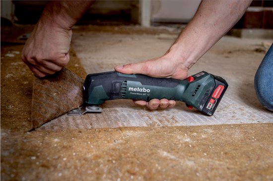 Metabo PowerMaxx MT 12 613089510 Outil multifonctionnel sans fil 2 batteries incluses, chargeur inclus, mallette incluse 12 V 2 Ah A