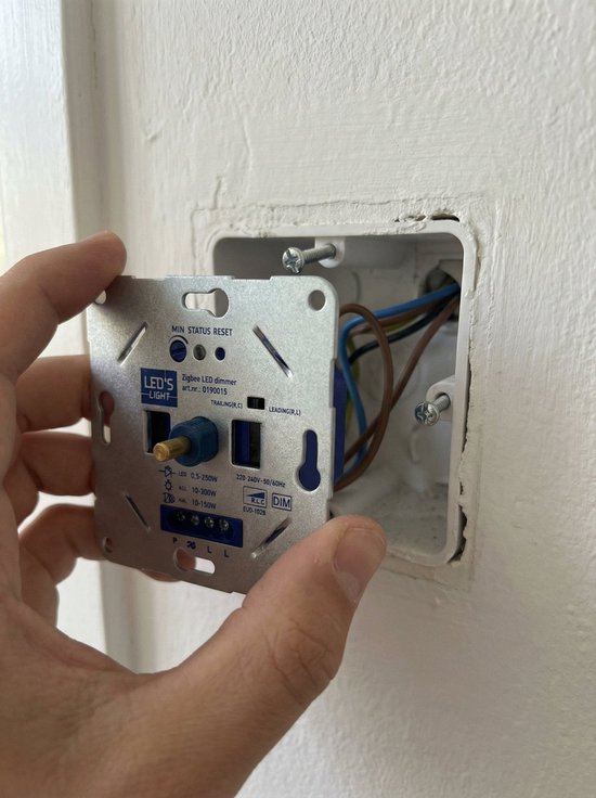 LED's Light Zigbee Smart Variateur universel de LED 300VA contrôlable par téléphone