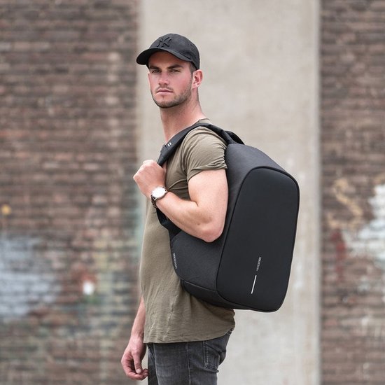 XD Design Bobby Hero XL - Sac à dos antivol pour ordinateur portable 21,5 litres - Noir - Résistant à l'eau - Avec port de charge USB - 17 pouces