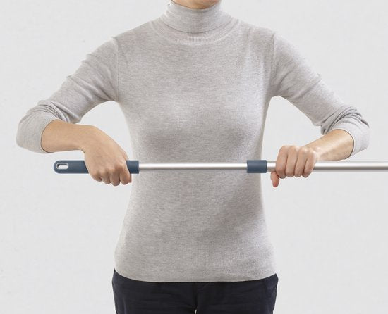 Joseph Joseph - CleanStore Balai télescopique avec fixation murale - Plastique - Bleu