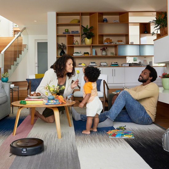 iRobot® Roomba® j7 - Aspirateur robot - Détection et évitement d'objets - j7158