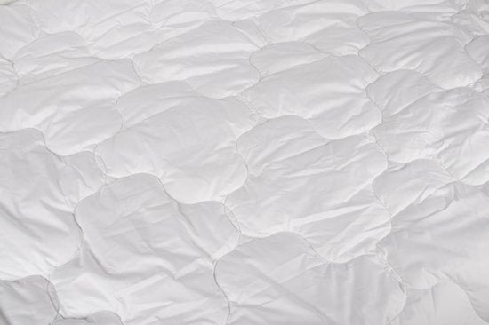 Cinderella Mellow Couette d'été - 1 personne - Rembourrage synthétique - Coutil de coton - Anti-allergique - 140x220 cm