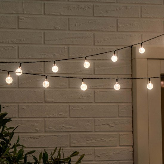 Guirlande lumineuse solaire Grundig 9.35M - 50 LED - avec télécommande