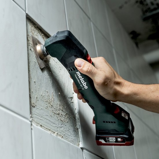 Metabo PowerMaxx MT 12 613089510 Outil multifonctionnel sans fil 2 batteries incluses, chargeur inclus, mallette incluse 12 V 2 Ah A