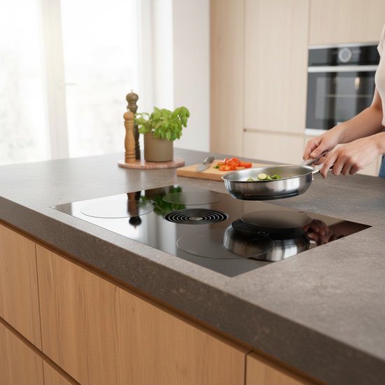LUFT Induction Protector 6 Pack - Résistant à la chaleur jusqu'à 280 ºC - Protecteur de poêle - Plaque de recouvrement pour plaque de cuisson - Mat - Mat rond - Convient à la fonction Booster - Noir - Protecteur de plaque à induction