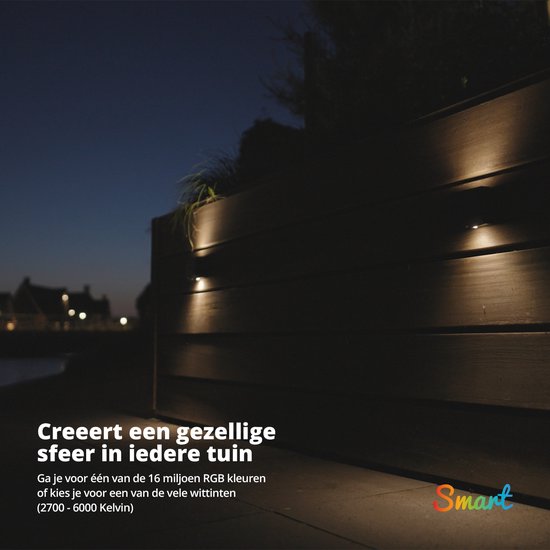 FlinQ Orion - Applique solaire intelligente - Applique solaire de jardin - Énergie solaire - Lumière blanche et colorée - Détecteur de mouvement - Alexa & Google Assistant - Noir