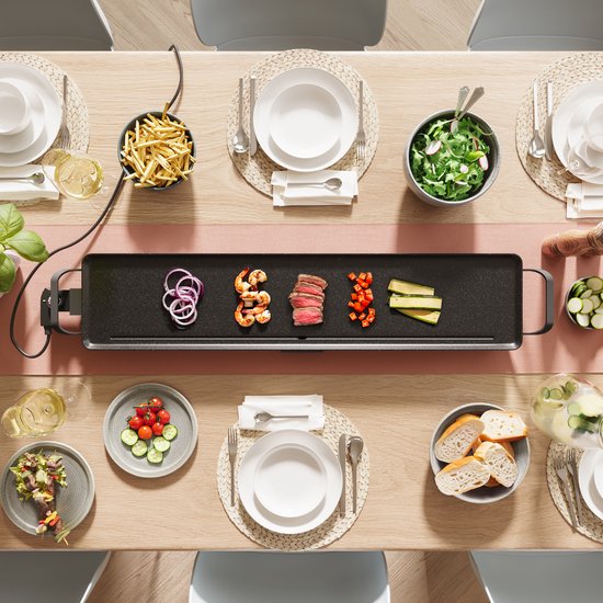 Tristar Grill Plate BP-2670- Gril de table XL : 100 x 23 cm - Pour l'intérieur et l'extérieur - Sans BPA - Gril gourmet pour la table - 10 à 12 personnes - Avec thermostat réglable - Revêtement antiadhésif - Noir