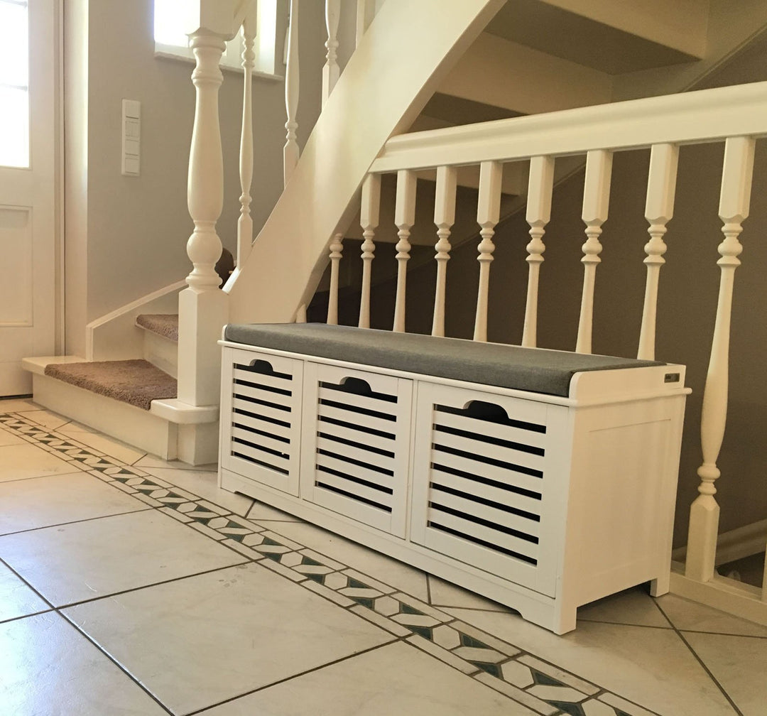 SoBuy Meuble à chaussures avec assise rembourrée - 3 paniers -Rural - Max. 120 kg -105 x 35 x 43 cm - Blanc / Gris