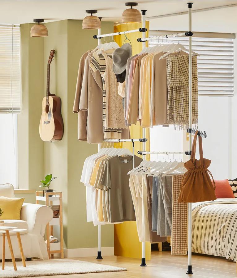SoBuy - Portemanteau - 4 barres à linge - réglable - 124-226 x 285 cm - blanc