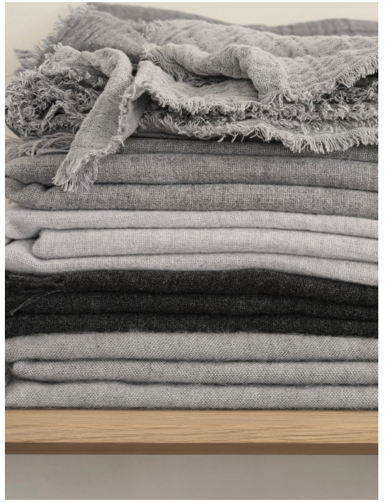 Blomus - Plaid Melange - Gris acier - 130 × 200 cm - Plaid doux / Couverture