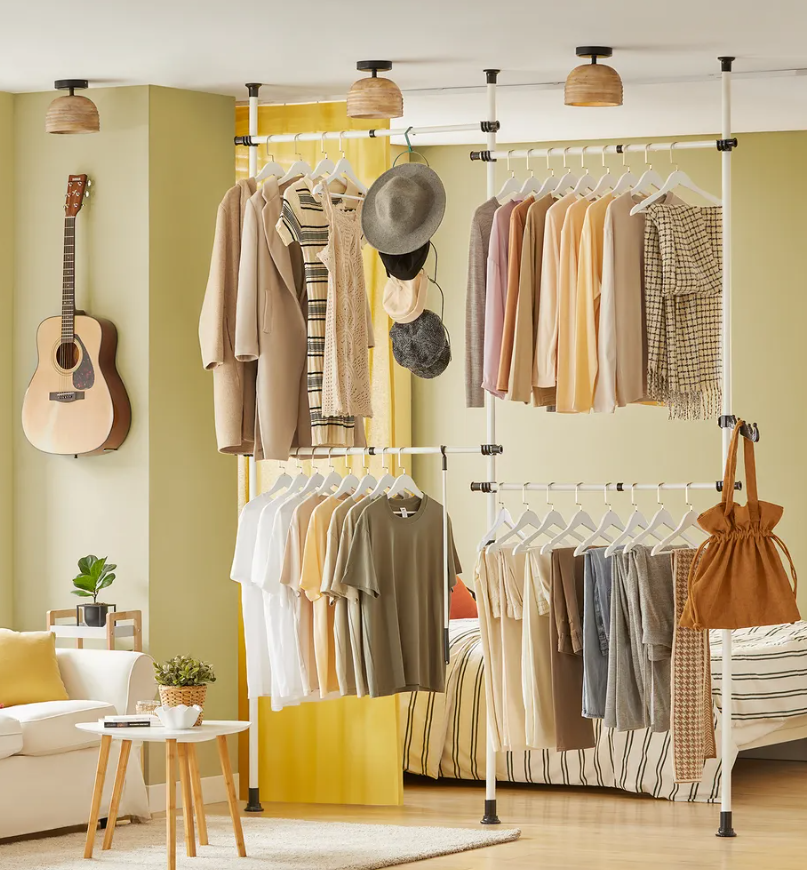 SoBuy - Portemanteau - 4 barres à linge - réglable - 124-226 x 285 cm - blanc