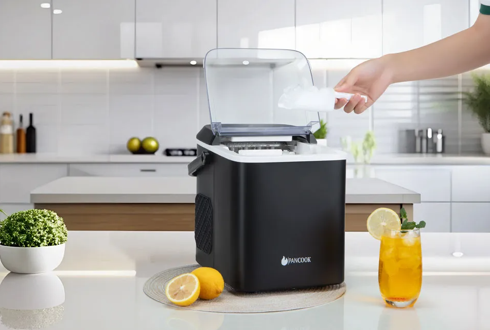 Machine à glaçons Pancook pour des boissons délicieusement rafraîchissantes - Noir