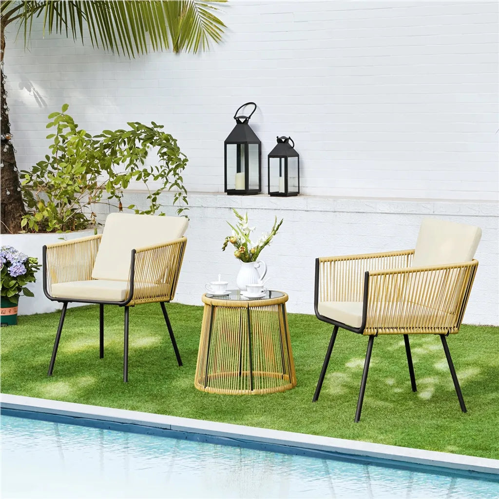 Ensemble de mobilier de jardin Yaheetech 3 pièces - Marron clair/Blanc crème - Ensemble de balcon en polyrotin avec table d'appoint ronde et coussins d'assise et de dossier