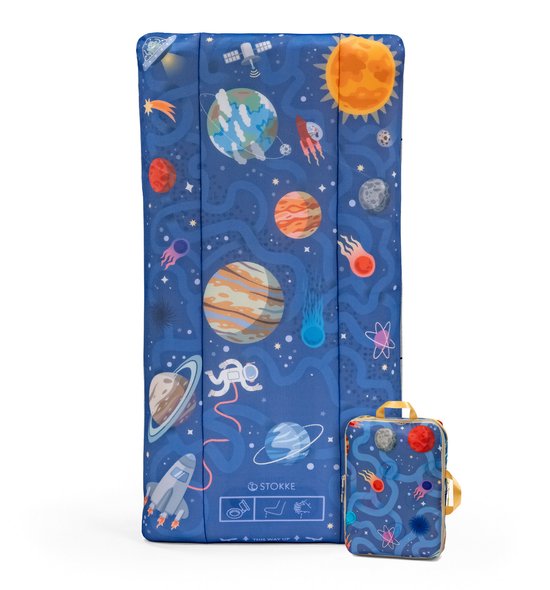 Stokke® JetKids™ Cloudsleeper - Matelas de voyage 150 cm (Space Maze)
